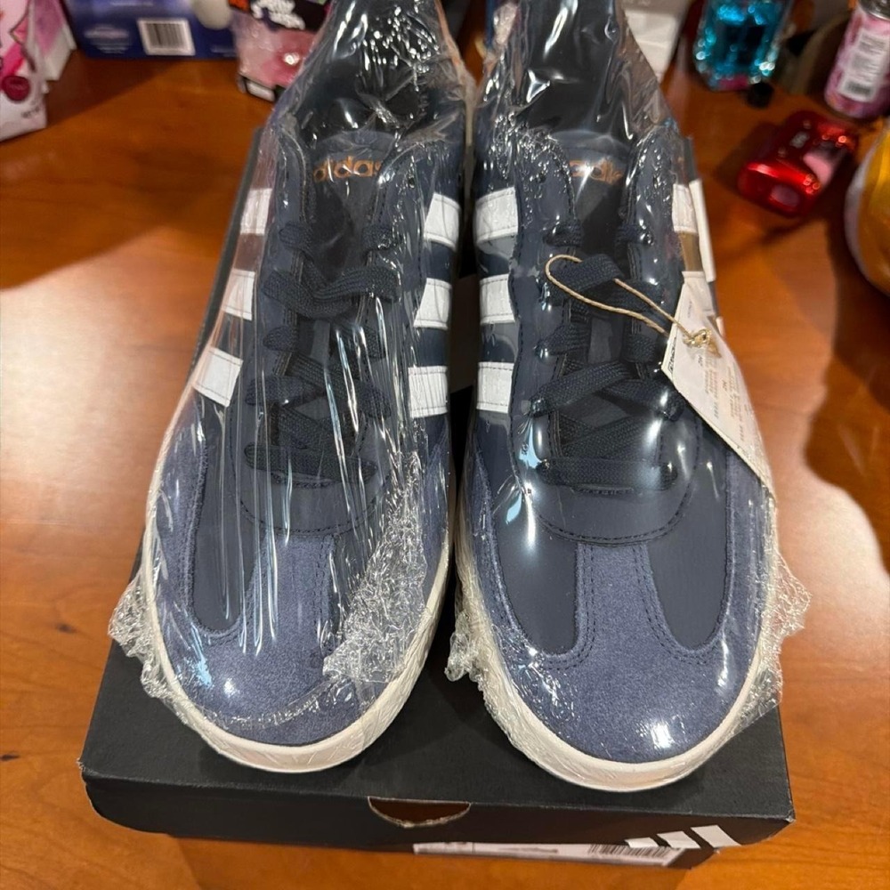 Adidas Barreda Mens Navy Blue White Sneakers JI2310 Size 9.5 NEW